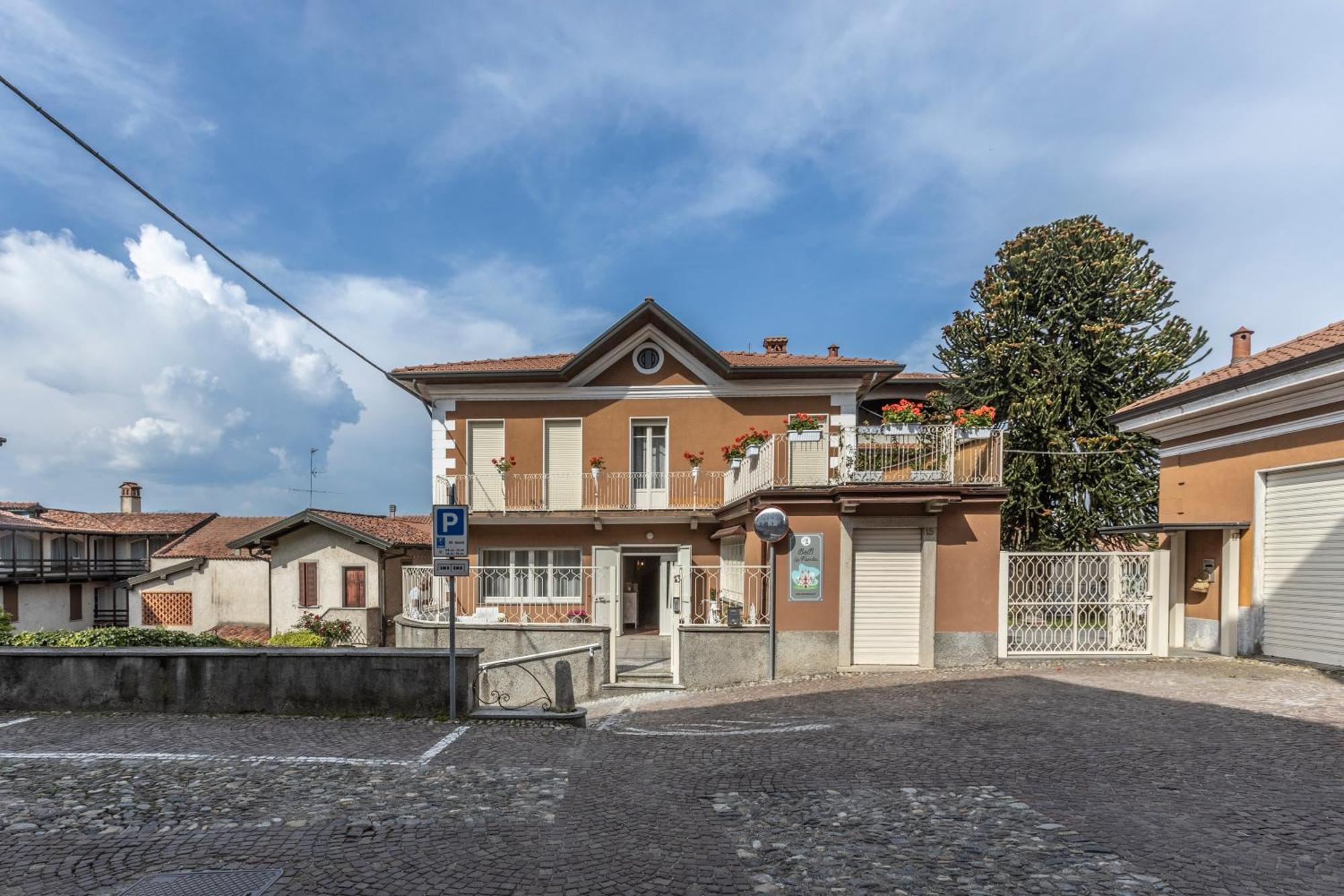 La Favola Hotel Soriso Exterior photo